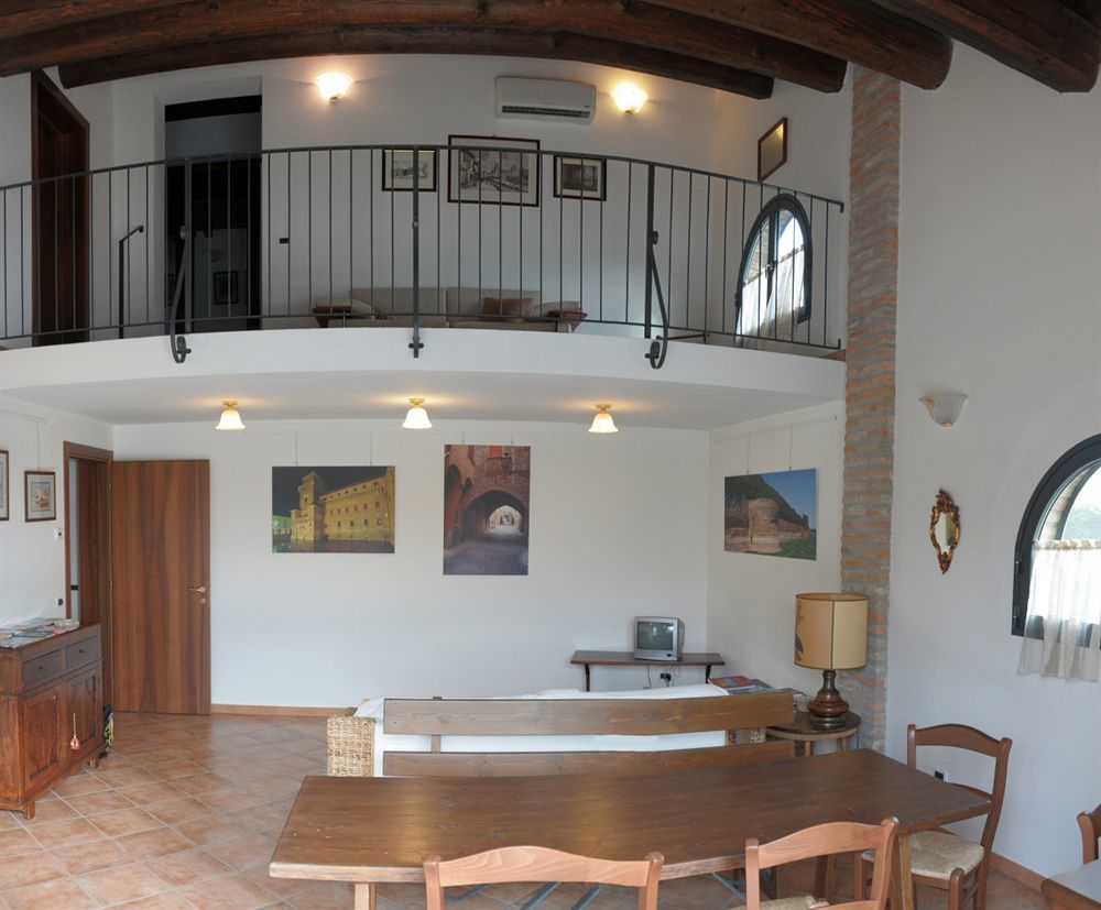 Agriturismo-R&B Corte Dei Gioghi Феррара Экстерьер фото